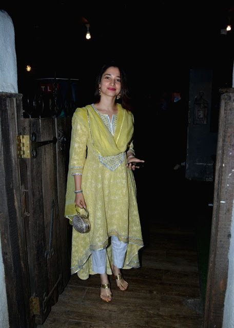 Actress Tamannaah Bhatia Seen Without Makeup Face In Mumbai City 36